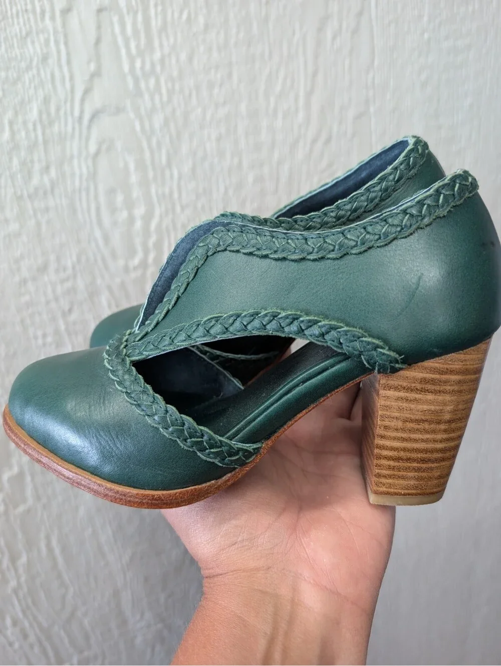 ELF Spirit Walker Green Leather Booties Wooden Heel Women's Size 6